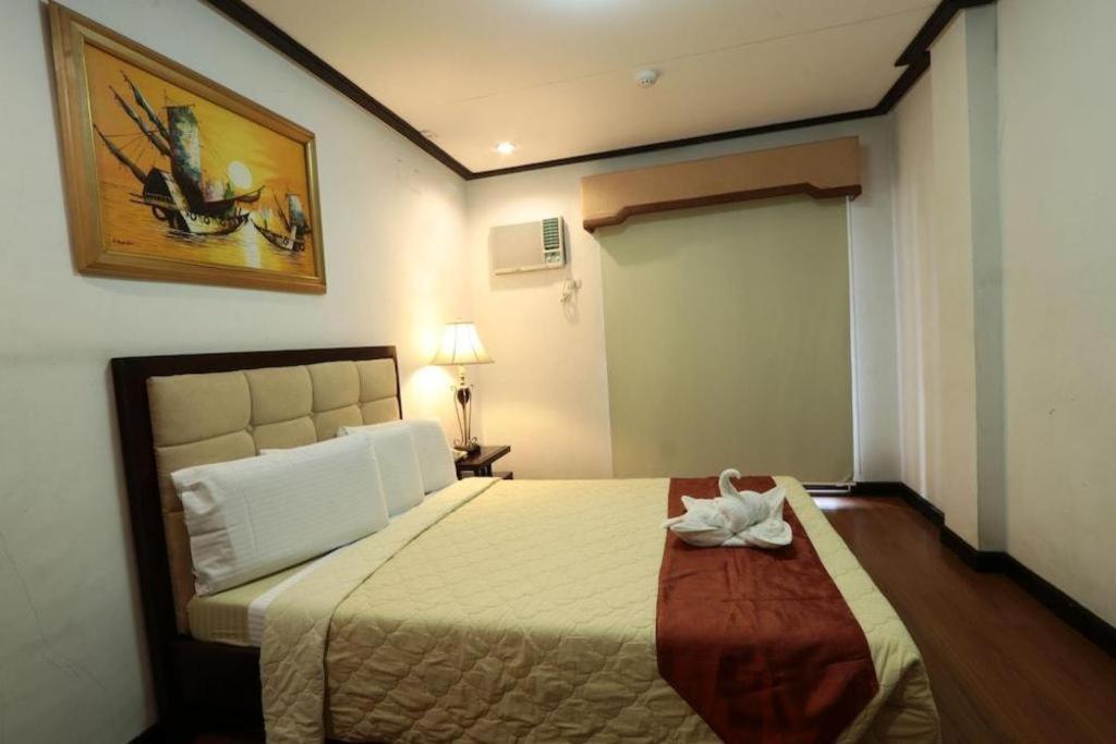 D' Leonor Hotel Davao Stadt Exterior foto
